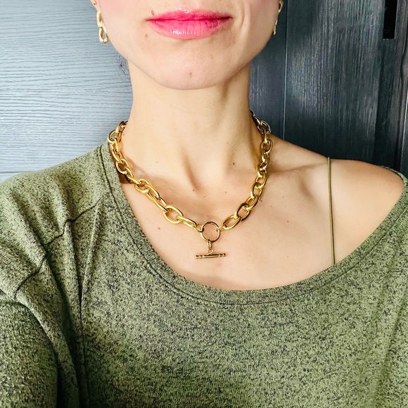 Lili jewelry chunky gold link necklace - Picture 3 of 3